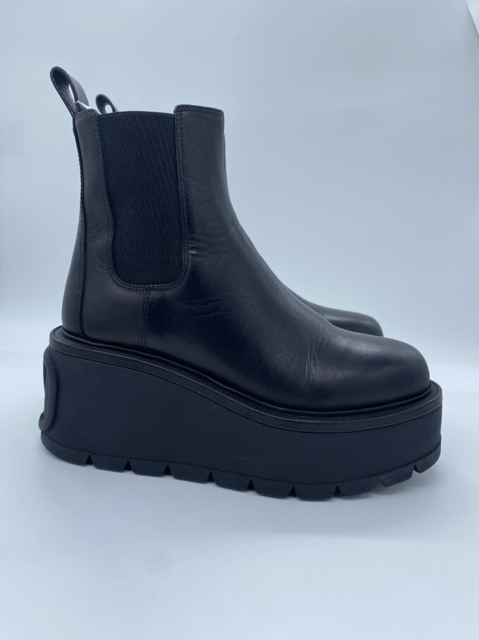 stivaletti valentino