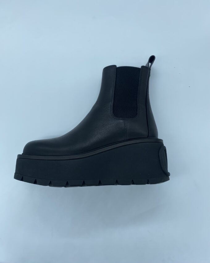 stivaletti valentino
